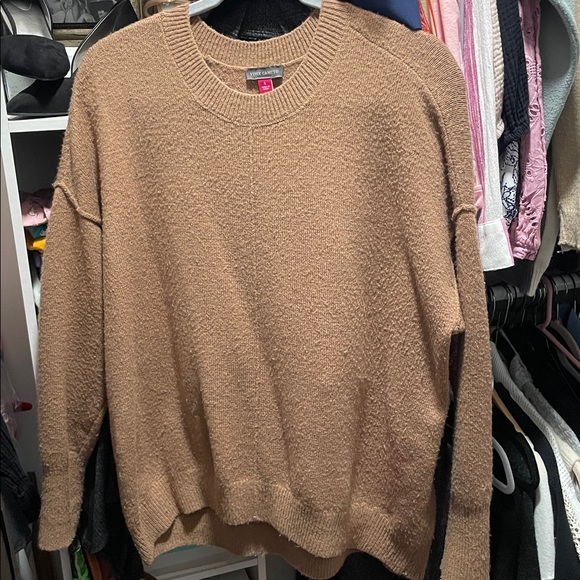 Vince Camuto Soft Sweater in Warm Brown, exposed mid-seam, relaxed fit - Picture 5 of 8